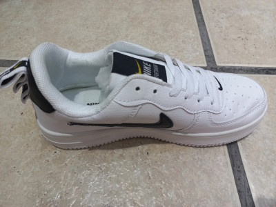 Men's nike airforce takkies for sell in bellville